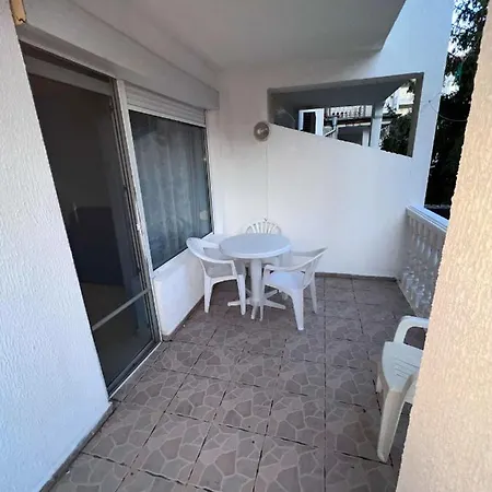 Sunny - Kuban / Bravo 5 Apartament *
